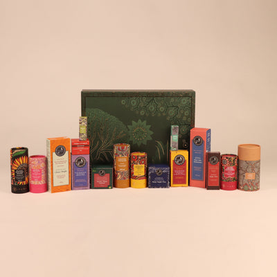 The Ayurveda Experience Treasure Box - 16 best-sellers intemporels dans un coffret collector de luxe, créé sur mesure | Super Offre